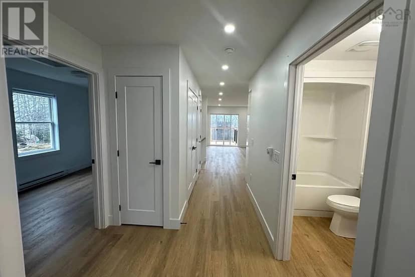 B 29 McIntosh Street — photo 7 of 13