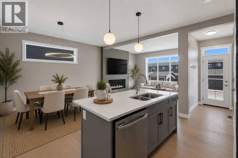231 Waterford Heights, Chestermere, photo 3