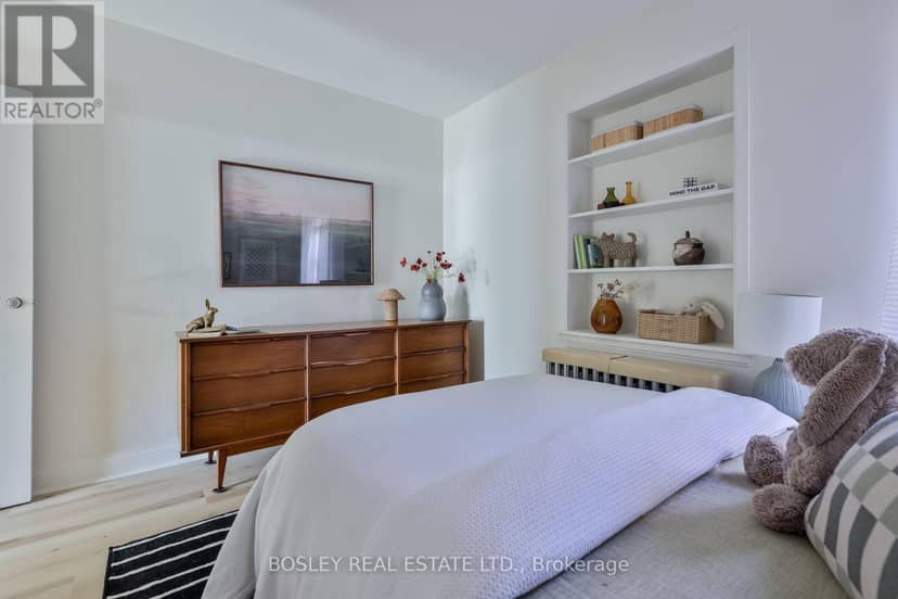 16 Delroy Drive — photo 24 of 40