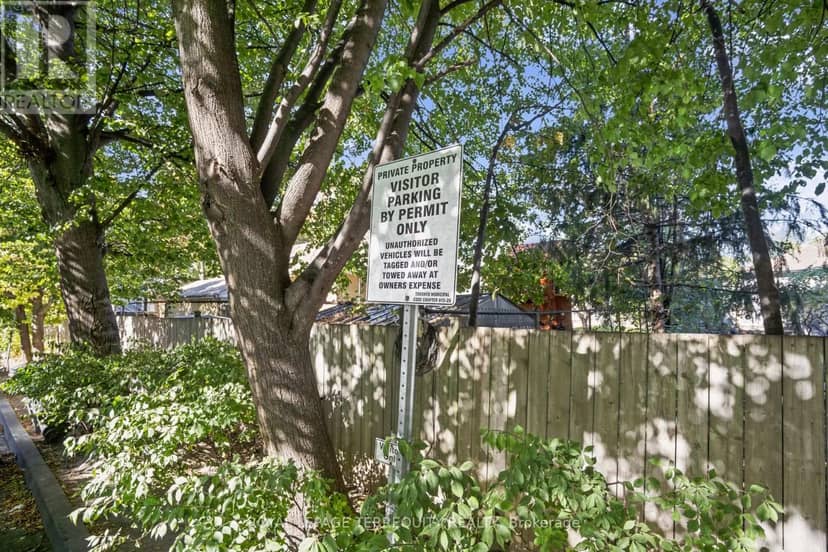 958 The Queensway — photo 36 of 40