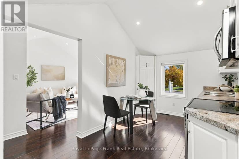 304 Pine Avenue, Oshawa, photo 7