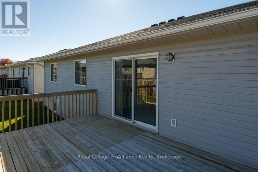 35 Forest Valley Drive — photo 38 of 40