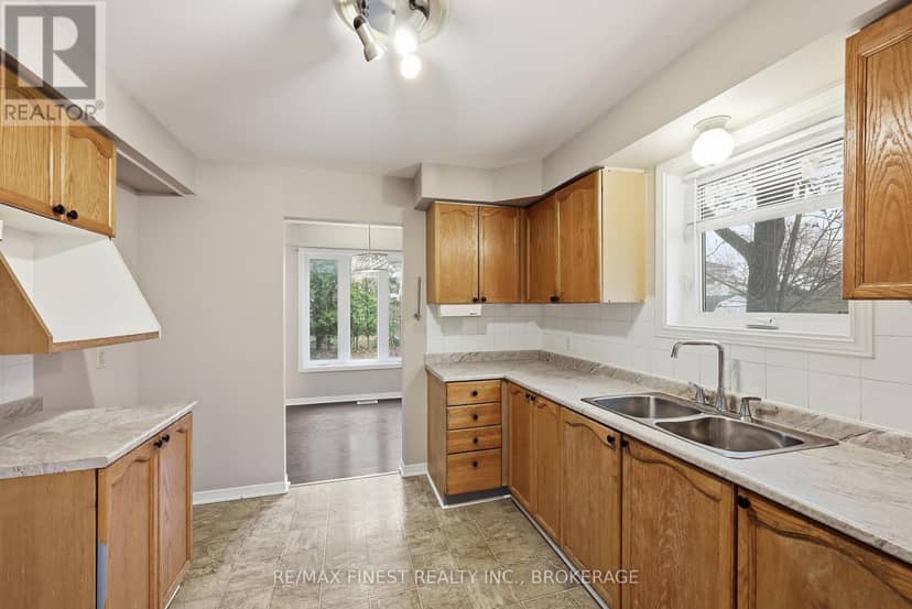 870 Walker Court — photo 21 of 40
