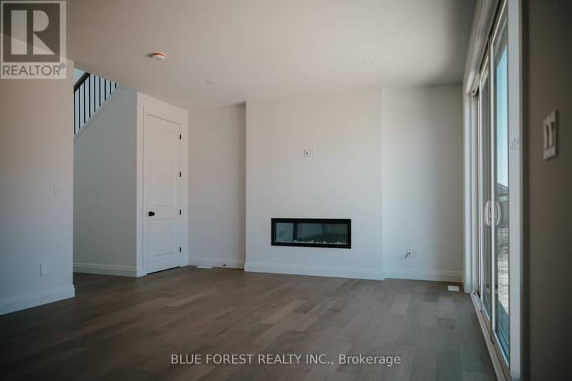 172 Renaissance Drive — photo 12 of 20