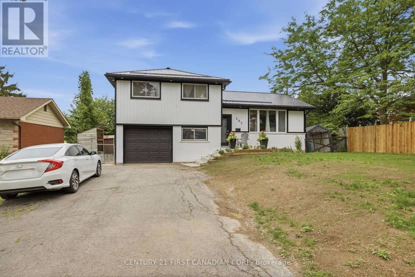 285 Panorama Crescent, London South