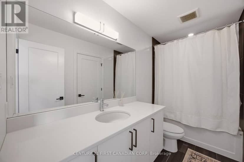8 - 231 Callaway Road — photo 30 of 40