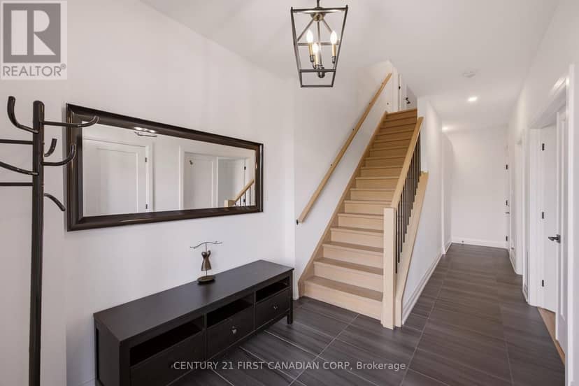 8 - 231 Callaway Road, London North, photo 7