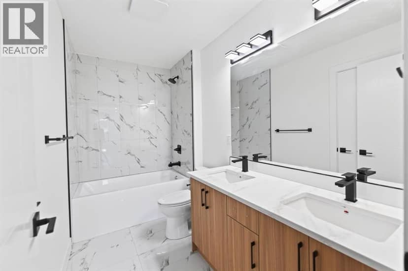 33 Thatcher Avenue — photo 30 of 40