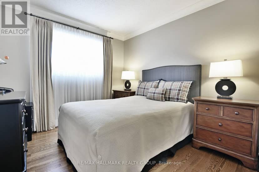 886 Trojan Avenue — photo 9 of 33