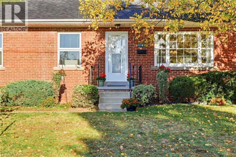2117 MAPLEWOOD Drive, Burlington, photo 3
