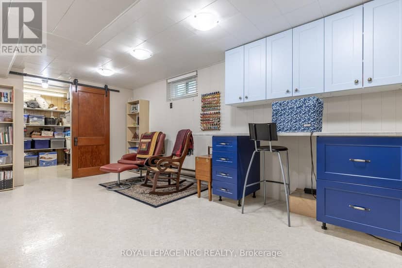 542 Lake Street — photo 21 of 31