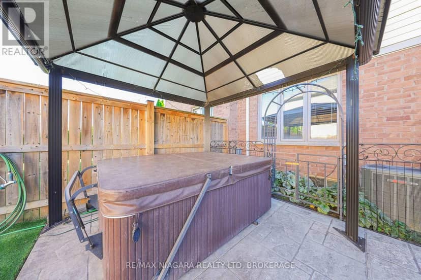 8532 Nightshade Street — photo 17 of 21