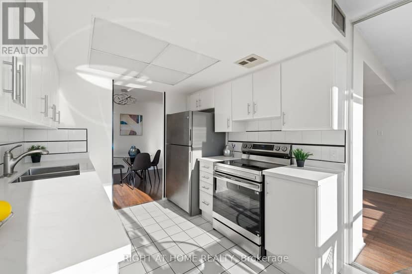1208 - 1101 Steeles Avenue W — photo 12 of 34