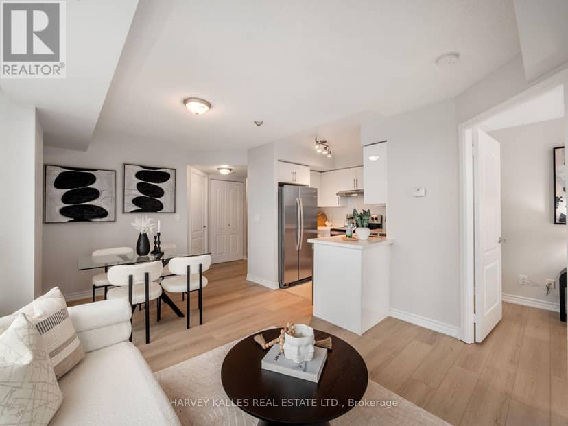1814 - 17 Barberry Place — photo 18 of 40