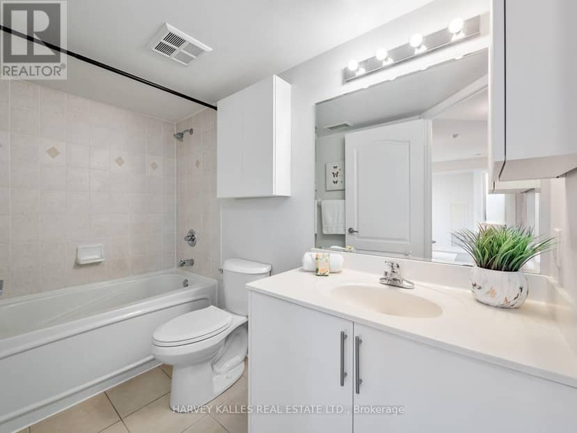 1814 - 17 Barberry Place — photo 28 of 40