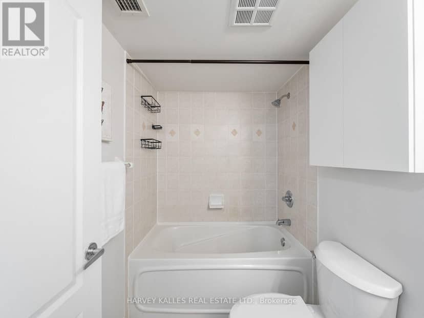 1814 - 17 Barberry Place — photo 29 of 40