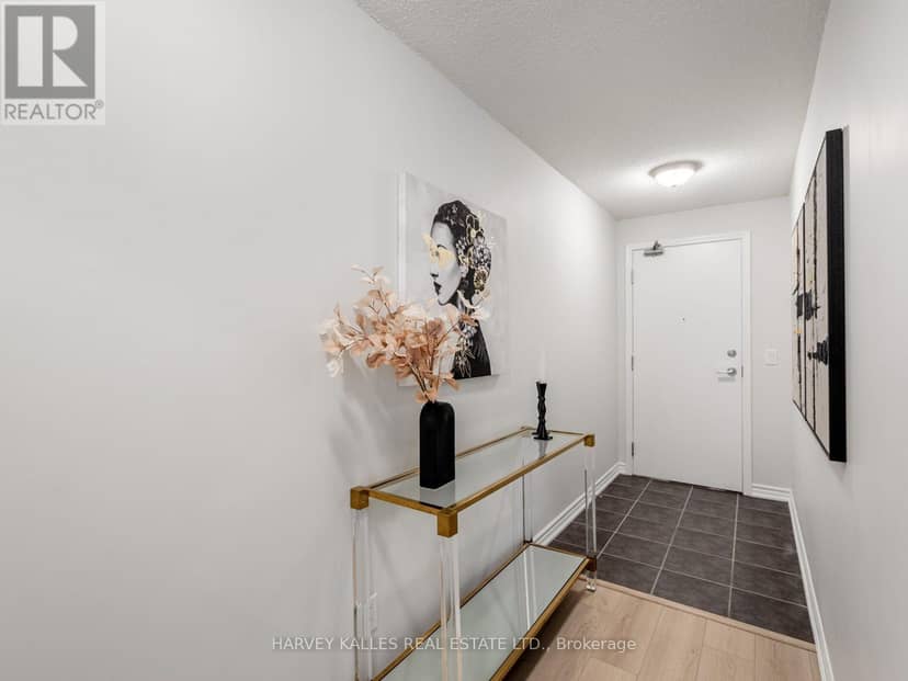 1814 - 17 Barberry Place — photo 9 of 40