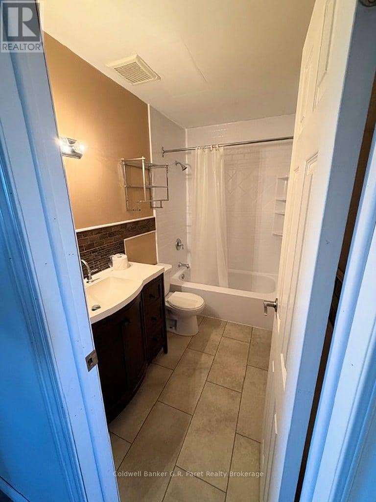 29 - 129 Concession Street E — photo 16 of 28