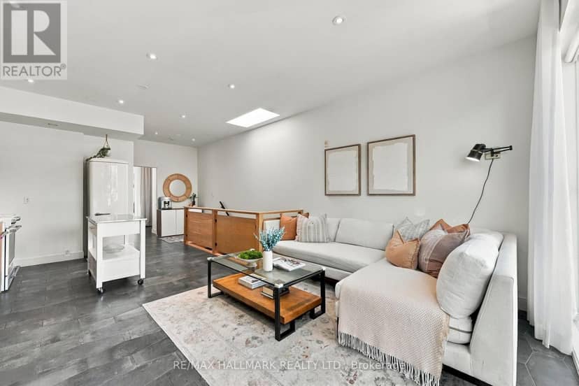 3 - 48 Boston Avenue — photo 11 of 40