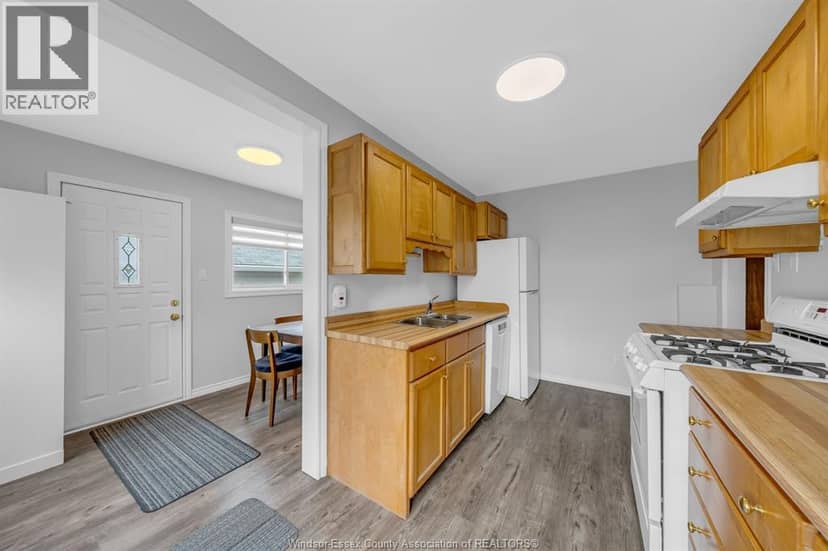1592 Prince ROAD, Windsor, photo 8