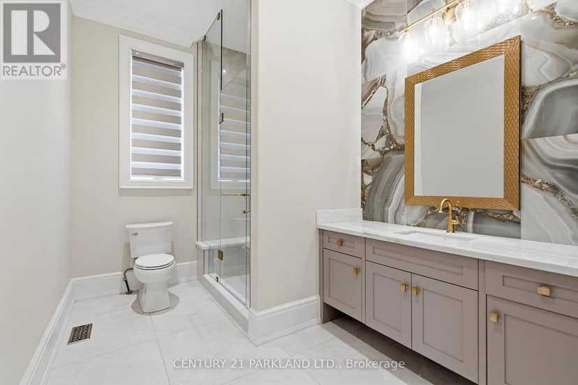 12 Hollywood Crescent — photo 20 of 40