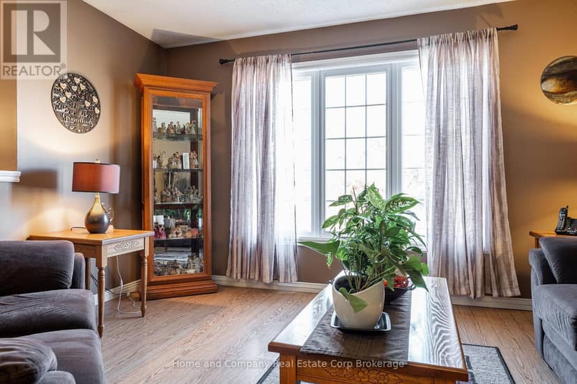 59 Falstaff Street — photo 9 of 40