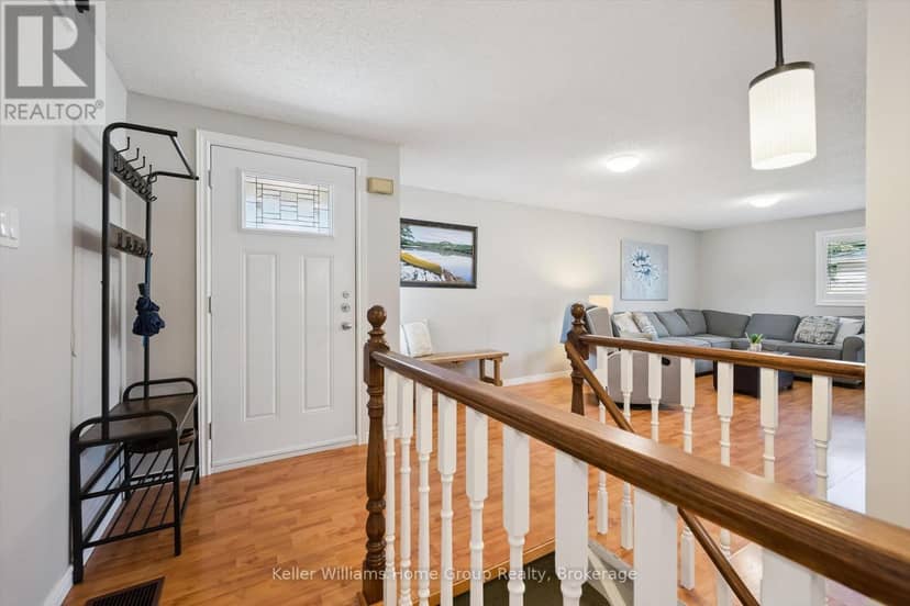 395 Strathallan Street, Centre Wellington, photo 6