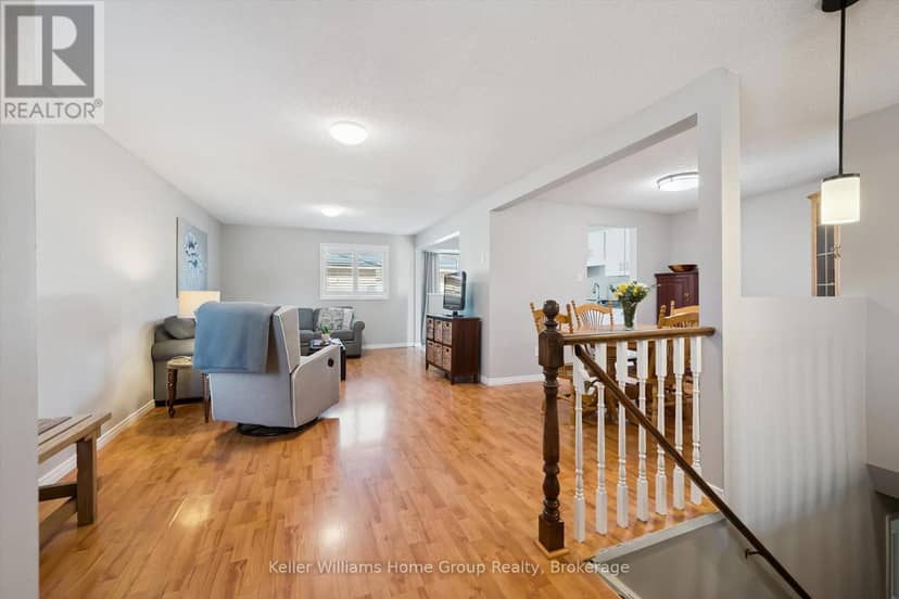 395 Strathallan Street, Centre Wellington, photo 7