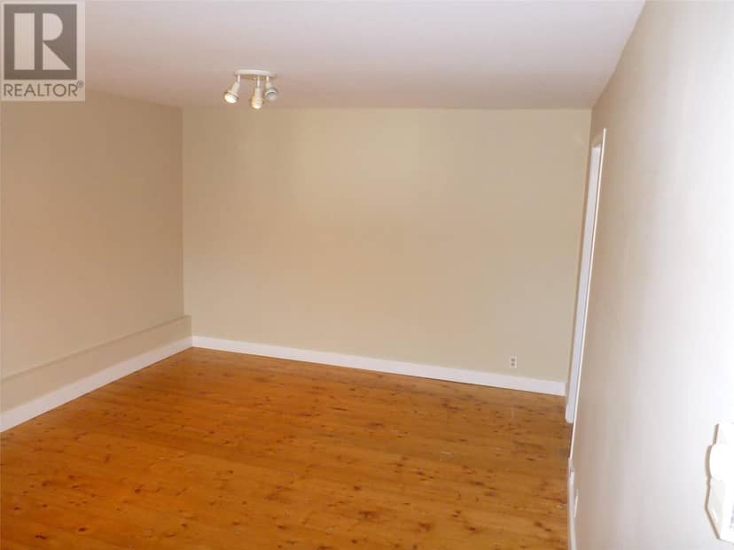 11 Gillbert Avenue — photo 14 of 40