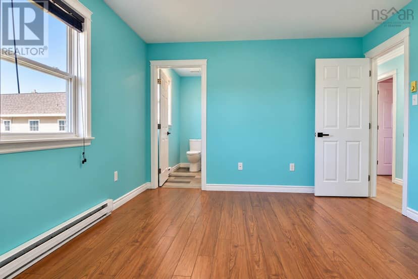 44 Lovat Crescent — photo 37 of 40