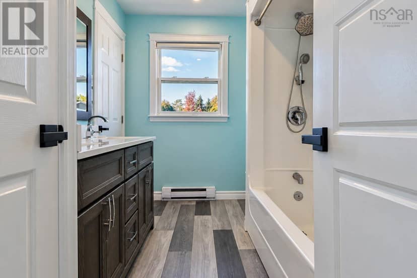 44 Lovat Crescent — photo 32 of 40