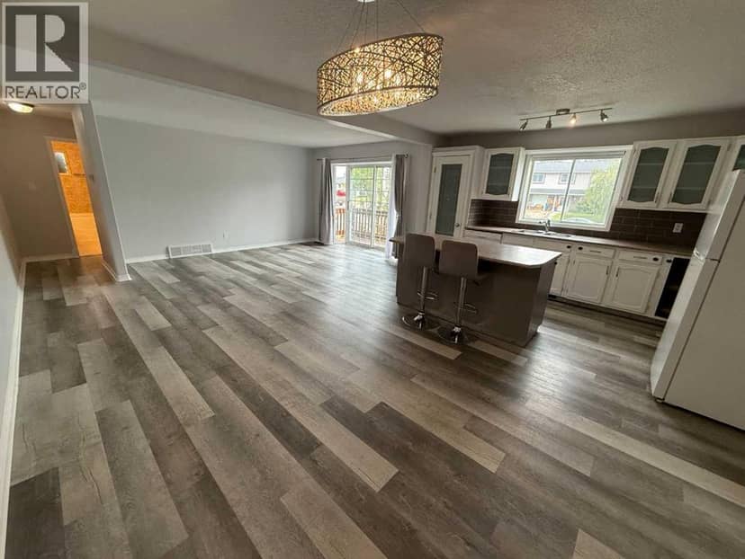 470 Collinge Road, Hinton, photo 3