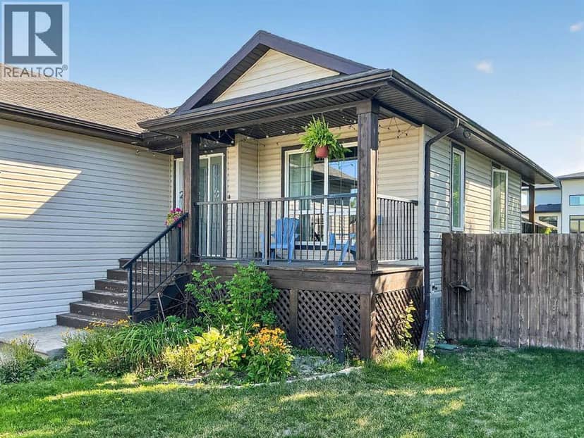 513 Centennial Avenue, Nobleford, photo 2