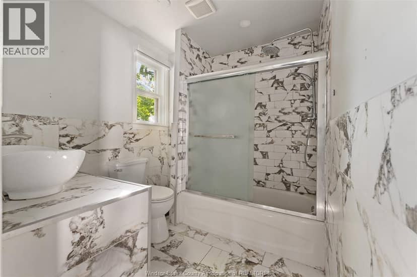 811 Langlois Avenue — photo 15 of 27