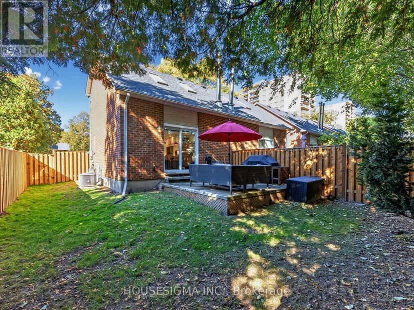 17 - 935 King Road — photo 25 of 30