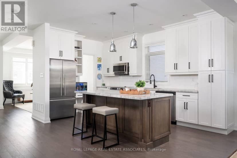 1067 Shaw Drive — photo 15 of 40