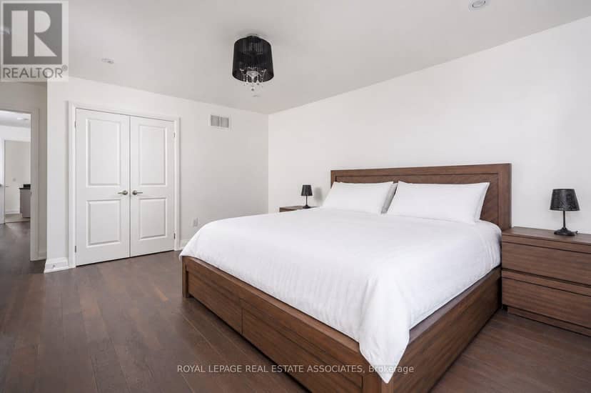 1067 Shaw Drive — photo 33 of 40