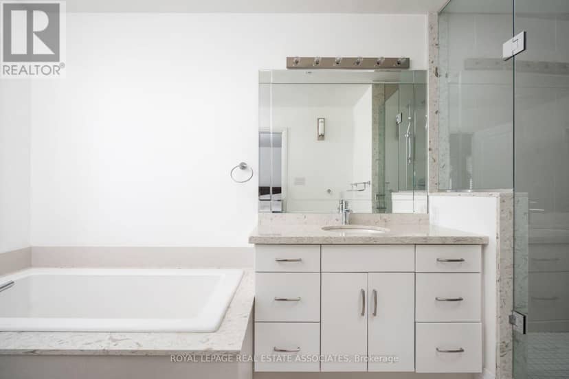 1067 Shaw Drive — photo 36 of 40