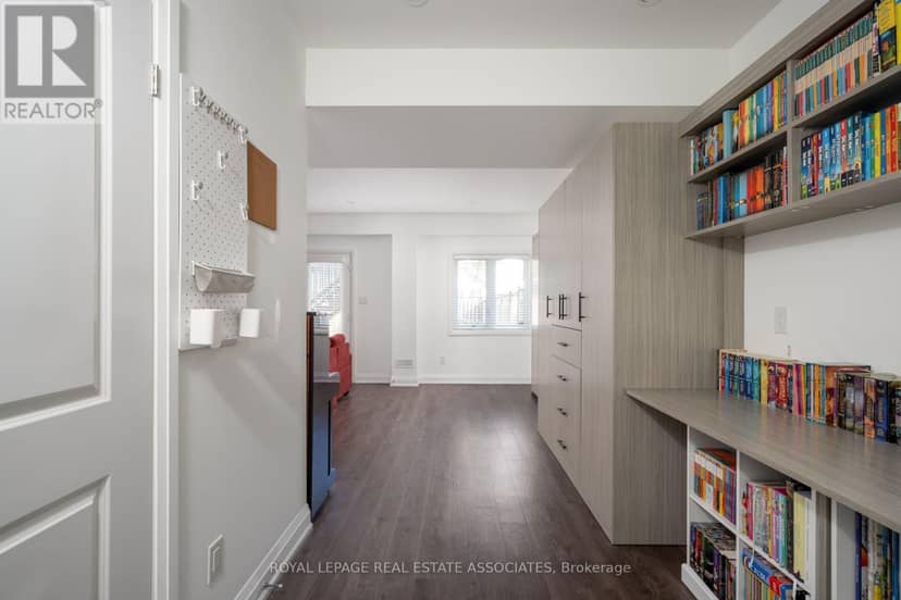 1067 Shaw Drive, Mississauga, photo 6