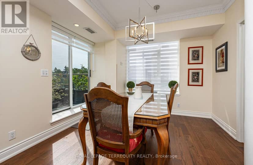 407 - 935 Royal York Road — photo 10 of 34