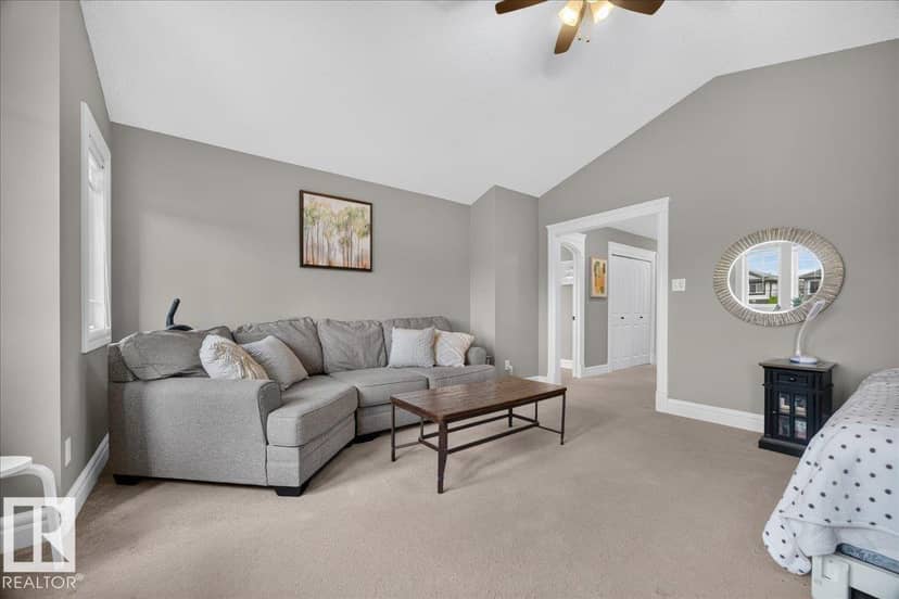 11408 15 AV SW — photo 40 of 40