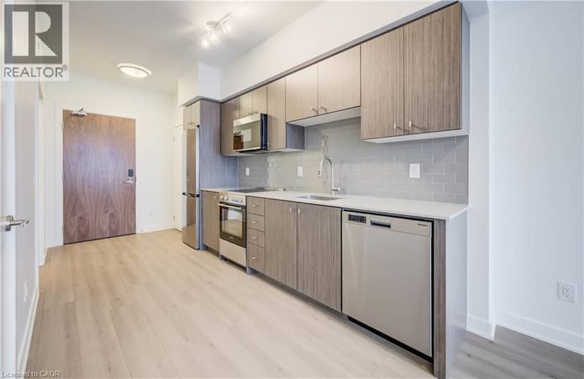 25 WELLINGTON Street S Unit# 2005 — photo 11 of 40