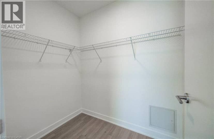 25 WELLINGTON Street S Unit# 2005 — photo 23 of 40
