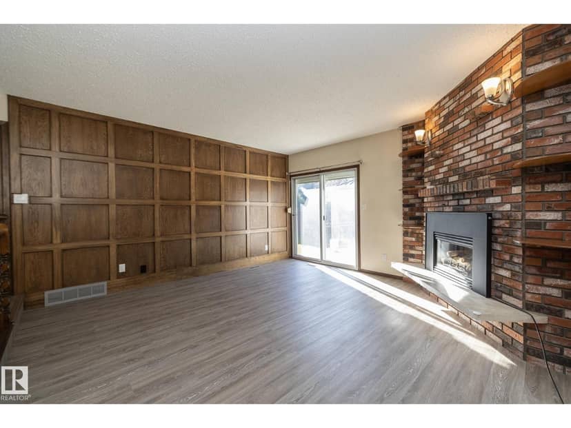18412 82 AV NW — photo 27 of 40