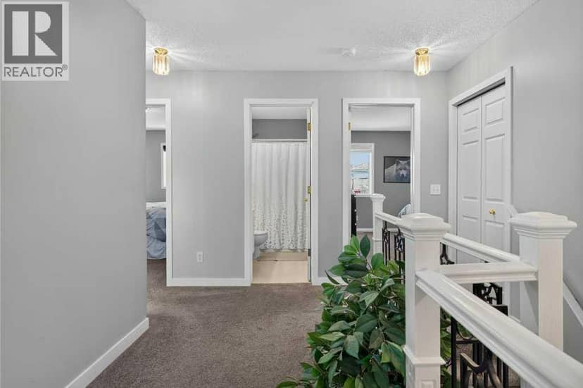 218 Harvest Creek Close NE — photo 25 of 40
