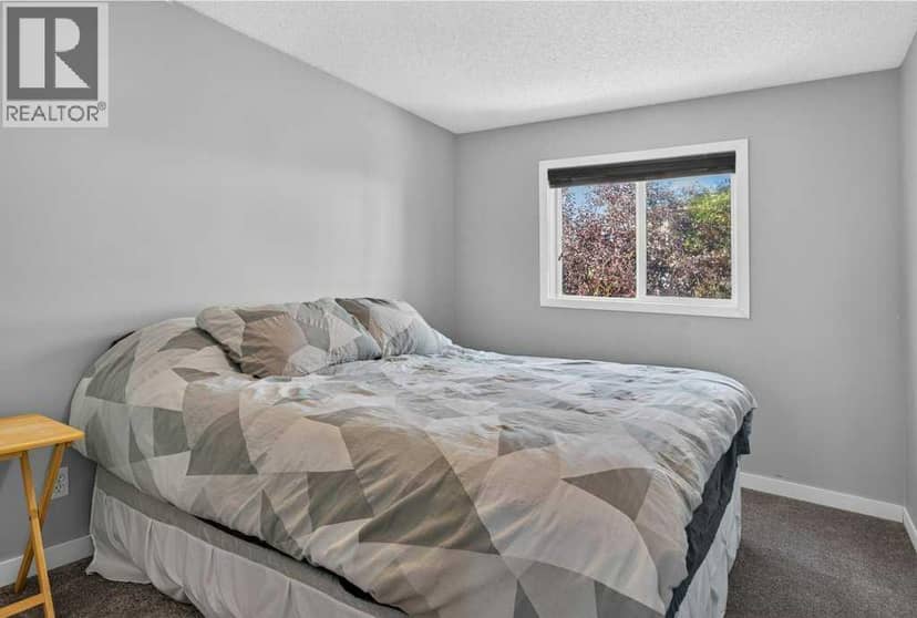 218 Harvest Creek Close NE — photo 29 of 40