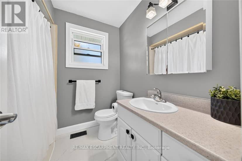 225 Maccrae Drive — photo 22 of 40