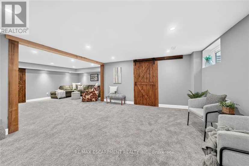 225 Maccrae Drive — photo 31 of 40