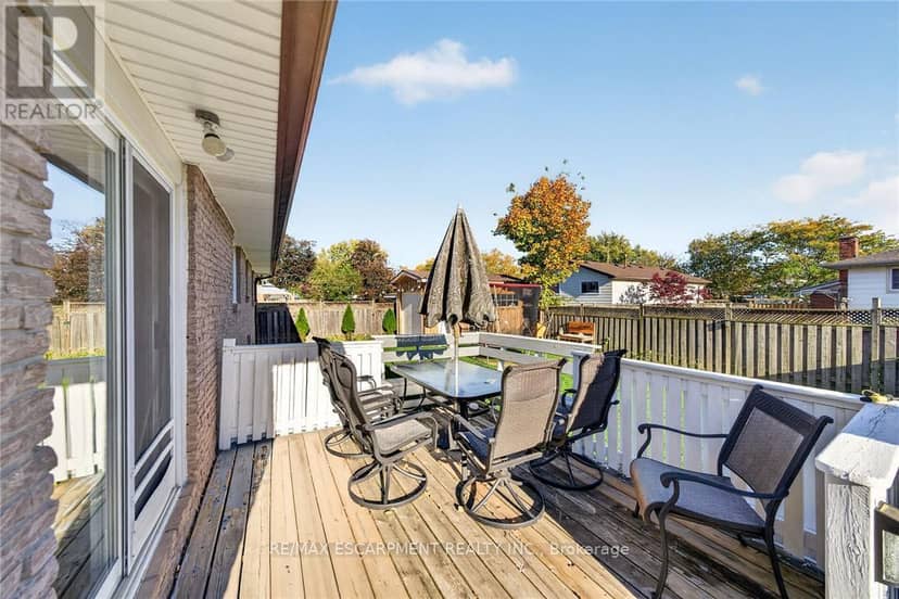 225 Maccrae Drive — photo 38 of 40