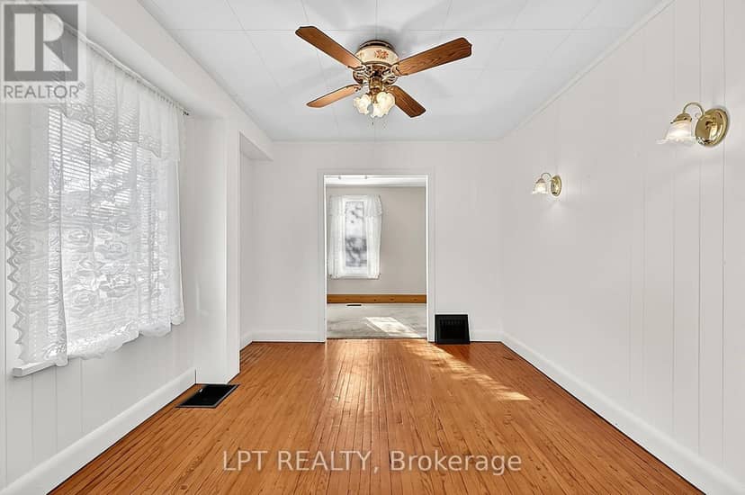 190 Winewood Avenue W — photo 15 of 40